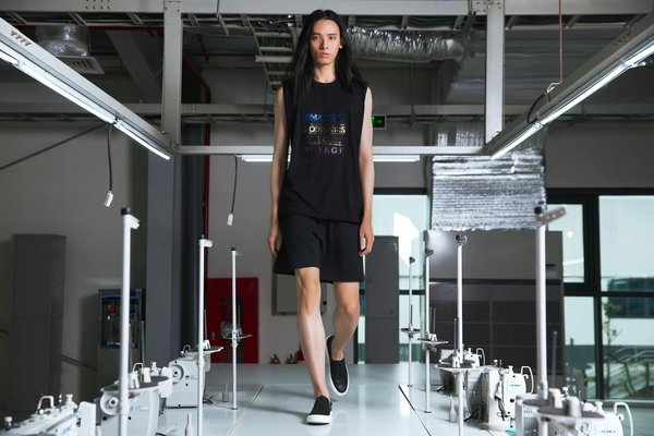 Le chic des manucures et rehaussements de cils à paris